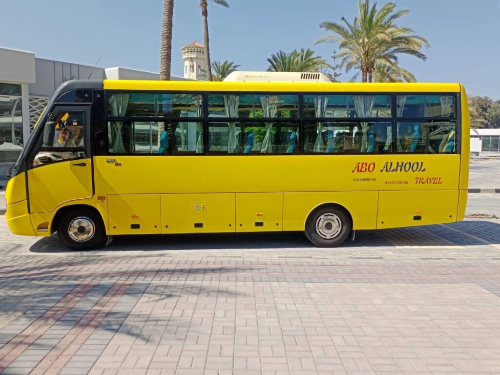 ميني باص 28 راكب للايجار الي الغردقة