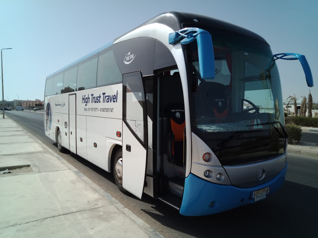 ايجار اتوبيس لرحلات الجامعات