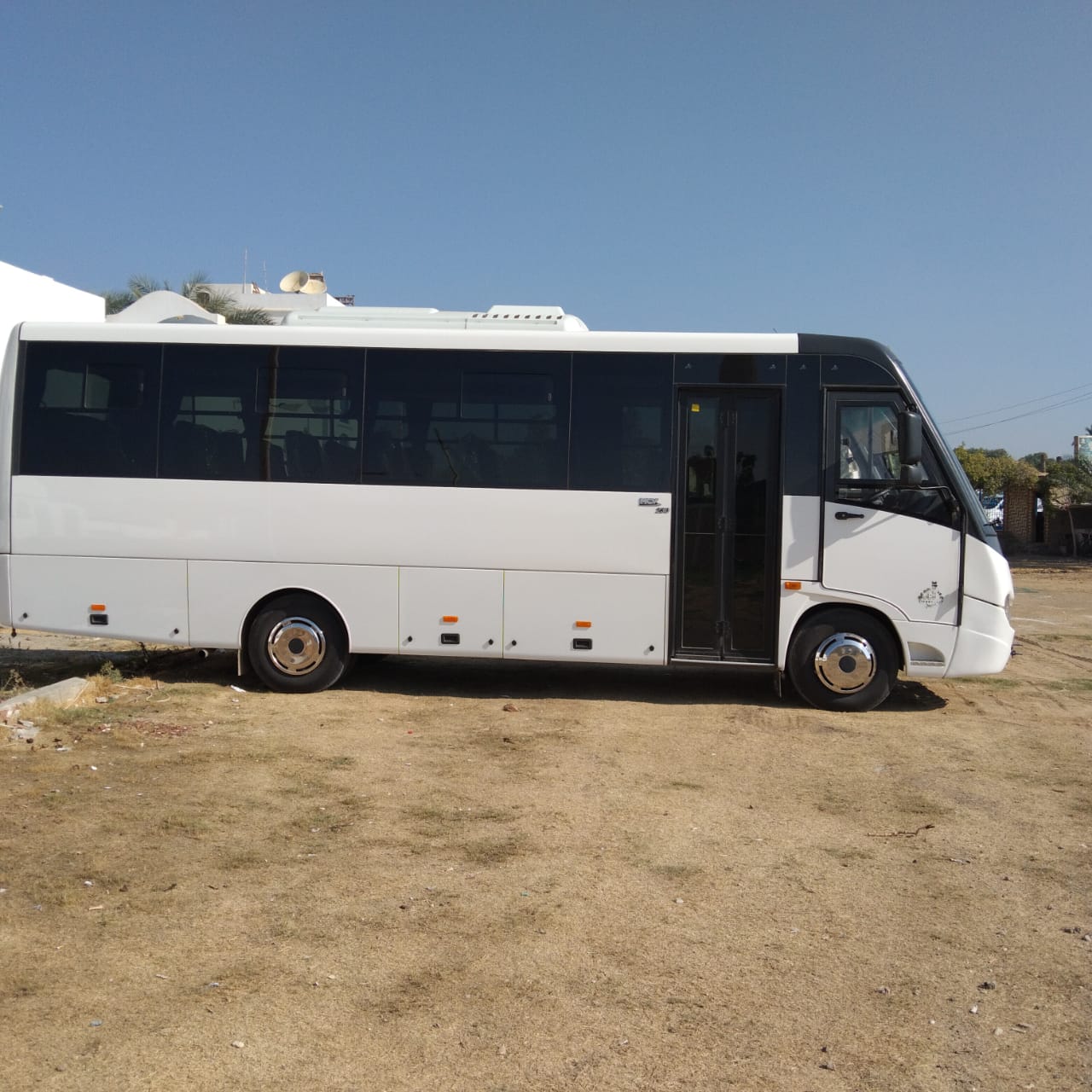 استئجار ميني باص الى اسكندرية