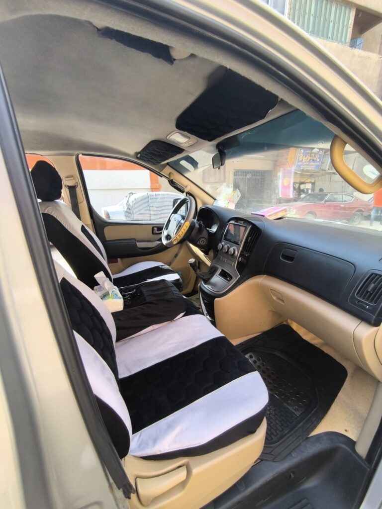 ايجار هيونداى 7 راكب الي دهب